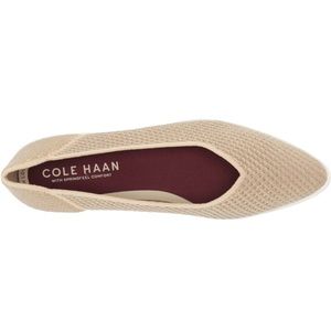New Cole haan pointed to flat size w7